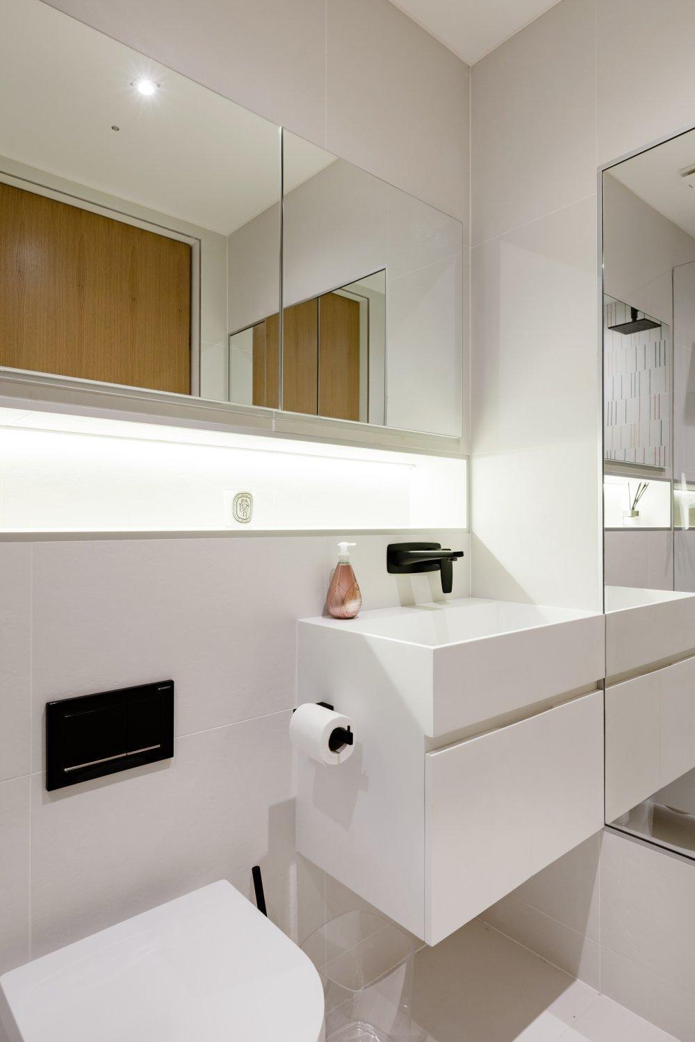 Modern Apartment & Rooms At Charing Cross 伦敦 外观 照片