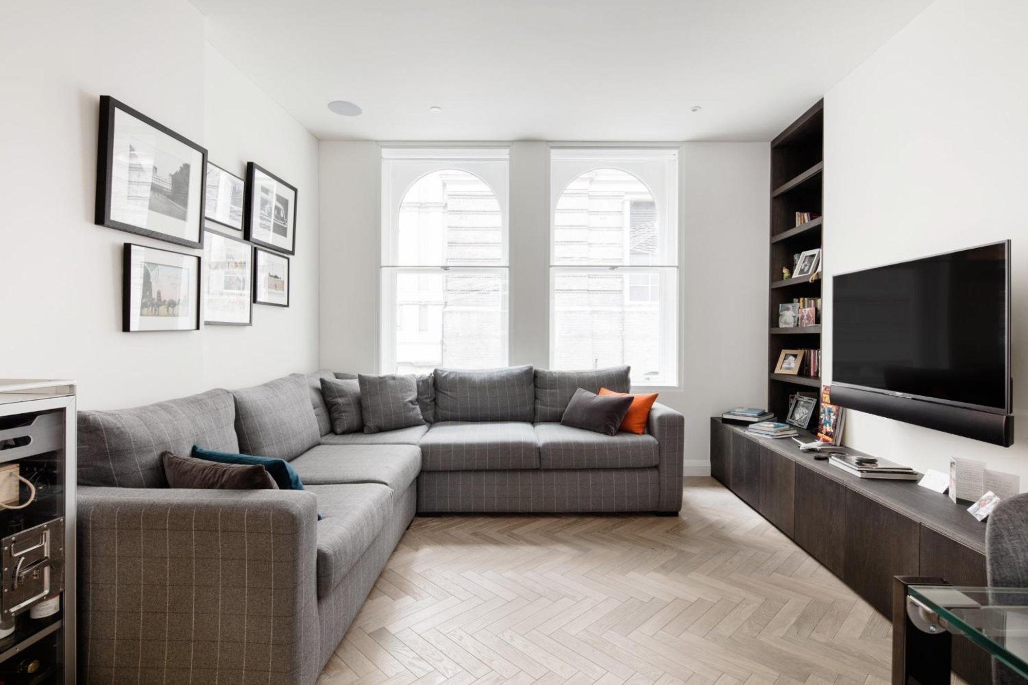 Modern Apartment & Rooms At Charing Cross 伦敦 外观 照片